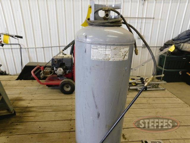 100 lb. propane tank 